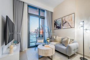 Contemporary 2BR in Azizi Park Avenue, Nad Al Sheba by Deluxe Holiday Homes